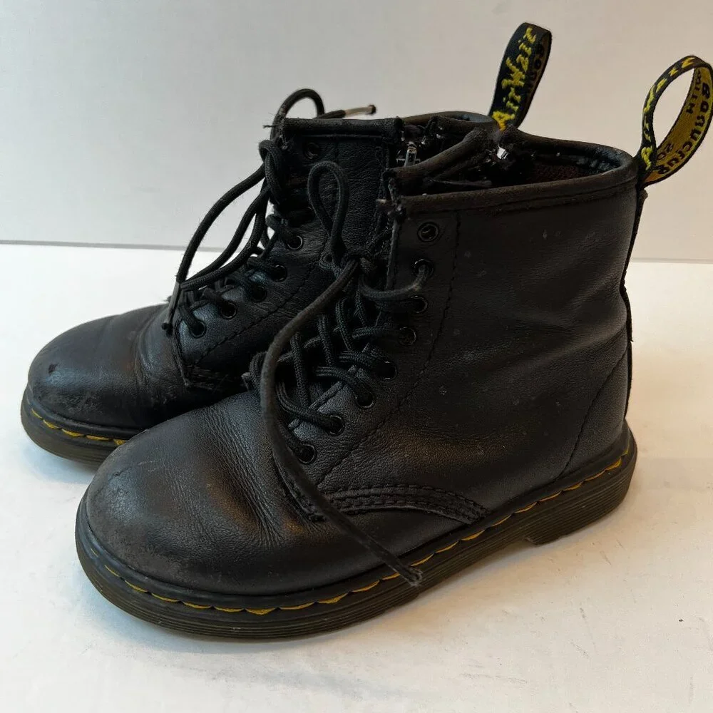 Dr Marten's Kids Toddler US Size 10‎ Black Leather Boots 1460T AirWair Unisex